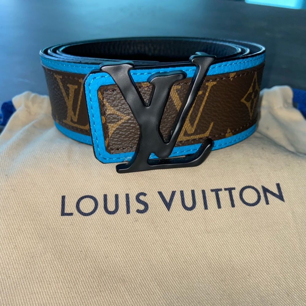 Louis Vuitton men’s reversible belt